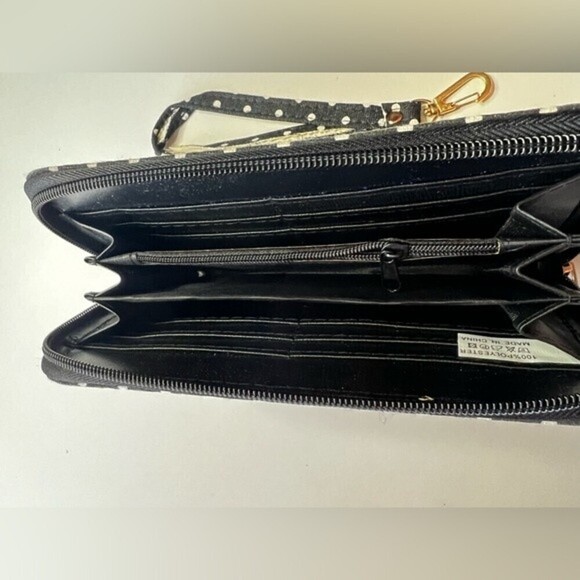 PARIS  Eiffel Tower black Wallet  Credit Cash key card Holder. - Picture 6 of 7